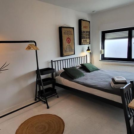 Bij Sarah Apartment Леополдсбург Екстериор снимка